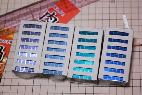 ビルっぽい ジオラマ 手作り テープ プラ板 切れ込み ミニチュア 高層ビル