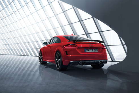 アウディ TT 生産終了