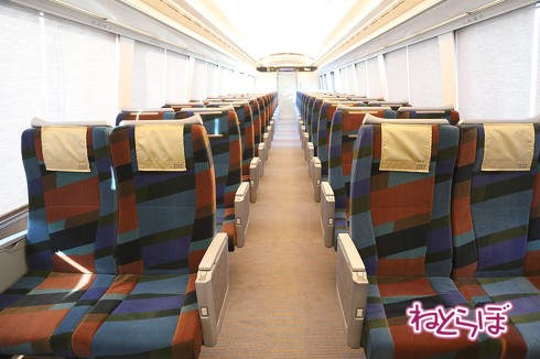 列車 座席の謎 クロスシート ロングシート