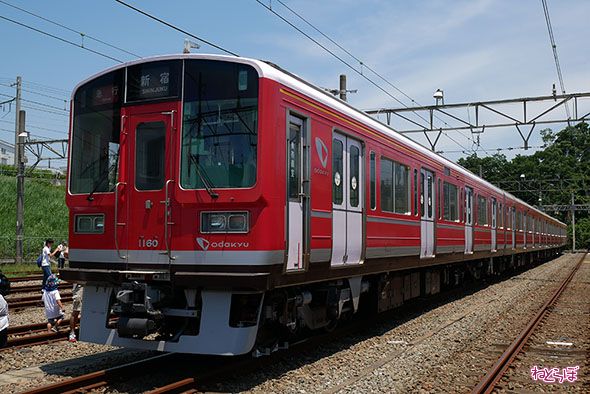 小田急 箱根登山鉄道 箱根登山電車 復旧 赤い 1000形
