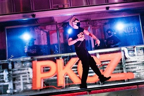 万博 ドライブインシアター