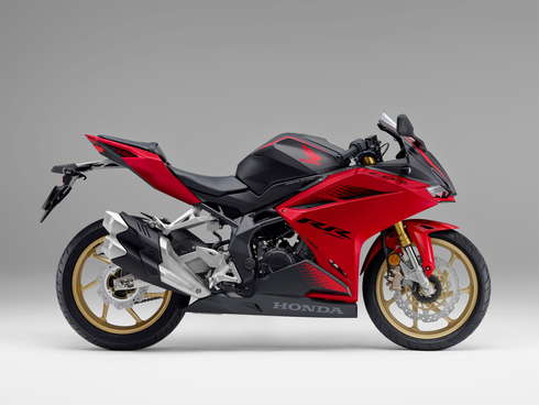 打倒Ninja ZX-25Rか！ 「CBR250RR」がパワーアップして刷新、CBR
