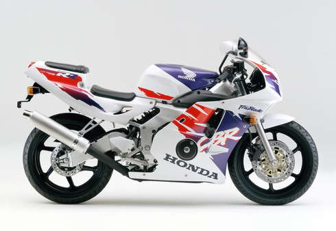 ホンダ CBR250RR MC51