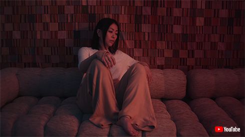宇多田ヒカル ヒッキー Time MV 公開 ミュージックビデオ 自宅 ロンドン ロックダウン