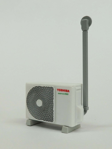 据え置き型室外機・斜め前