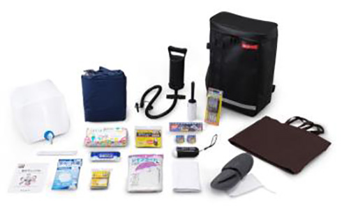 アイリスオーヤマ、自宅避難に特化「ライフラインボックス」など　東日本大震災を経験した防災士監修の防災セットを発売