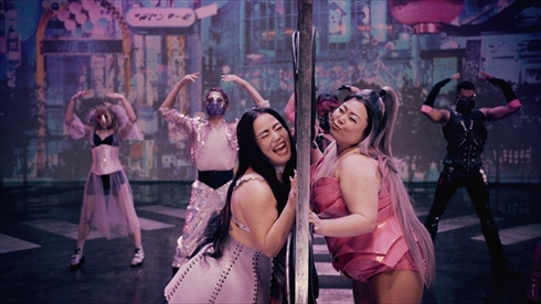 渡辺直美 レディー・ガガ アリアナ・グランデ ゆりやんレトリィバァ パロディー YouTube MV Rain On Me