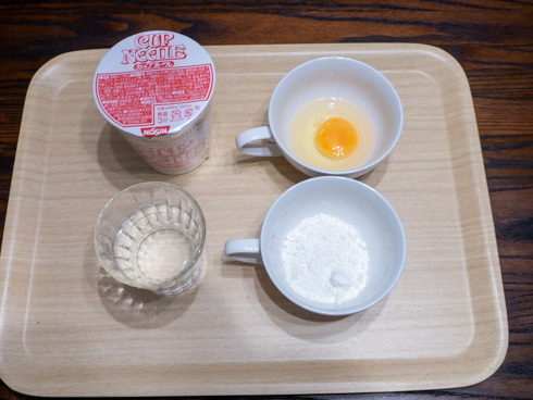 カップヌードルたこ焼の材料