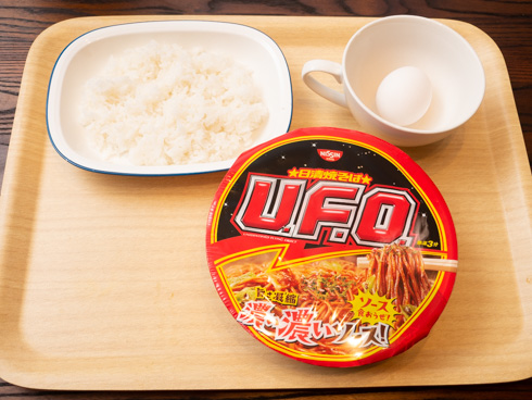 U.F.Oオムそばめしの材料