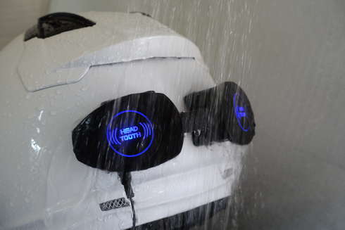 ヘルメット スピーカー 骨伝導