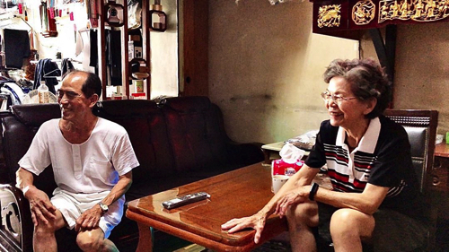 まるでモデルのような80代夫婦