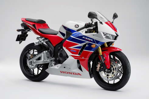 CBR600RR 新型 復活