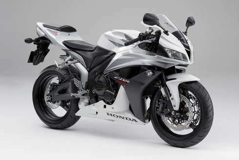 CBR600RR 新型 復活