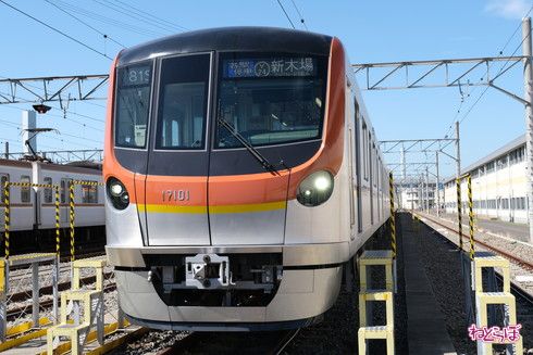 東京メトロ 17000系 外観