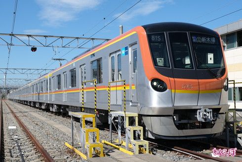東京メトロ 17000系 外観