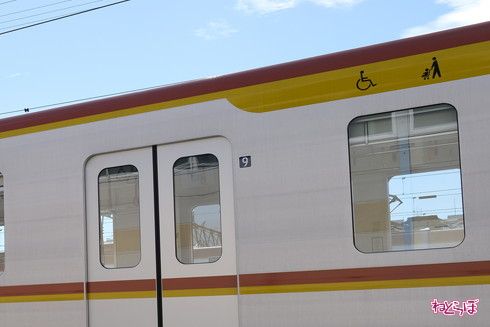 東京メトロ 17000系 外観