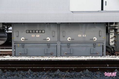 東京メトロ 17000系 外観