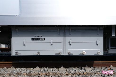 東京メトロ 17000系 外観