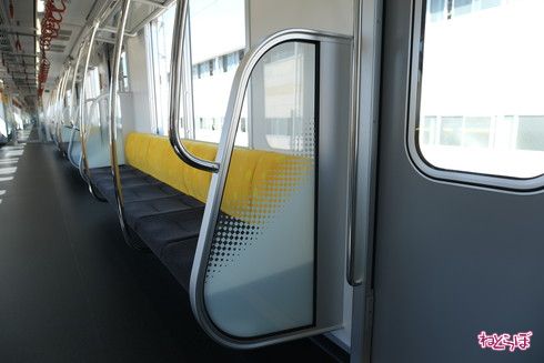 東京メトロ 17000系 内観