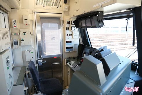 東京メトロ 17000系 運転台