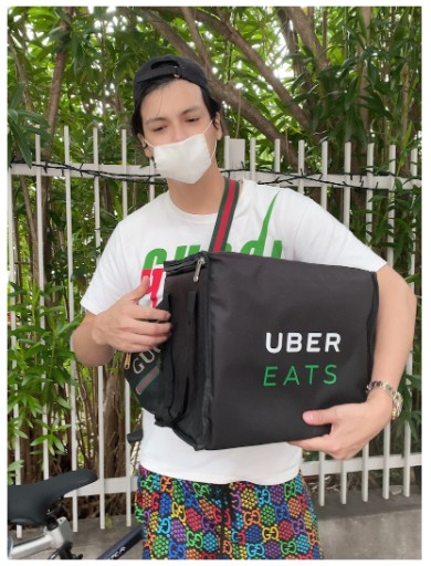 アレクサンダー アレク 川崎希 インスタ ブログ ウーバーイーツ Uber Eats バイト