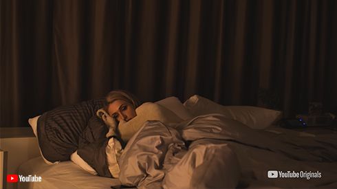 パリス・ヒルトン ドキュメンタリー セレブ This is paris youtube DJ ニッキー・ヒルトン トラウマ