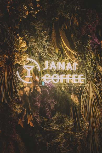 表向き コーヒースタンド 裏でこっそりバーを営んでいる 店 JANAI COFFEE 恵比寿