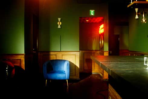 表向き コーヒースタンド 裏でこっそりバーを営んでいる 店 JANAI COFFEE 恵比寿