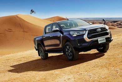 台形の大型グリルの採用でより力強いデザインを採用