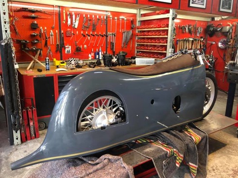 キングストン カスタム BMW