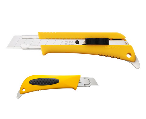 折る刃式カッターナイフ