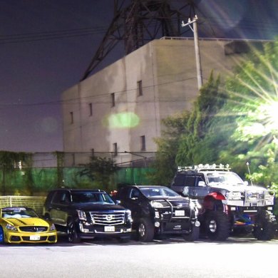 プリウス リフトアップ 魔改造