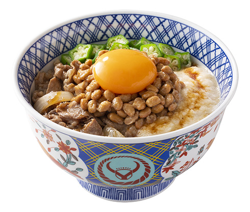 吉野家、「裏牛丼」全4種を販売開始　全店従業員を対象に実施した調査結果から裏で食べられている“まかない飯”を再現