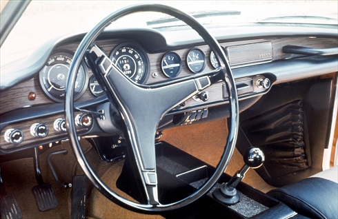 ボルボ「P1800」