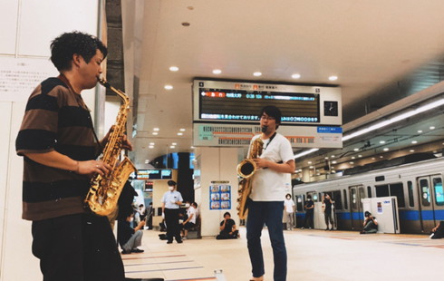 小田急 新宿駅 生演奏