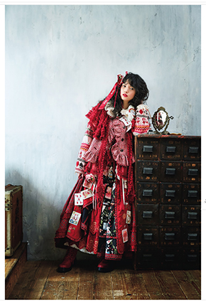 道重さゆみ pink house ピンクハウス ピンハ ムック バッグ かわいい 年齢 モーニング娘。 モー娘。