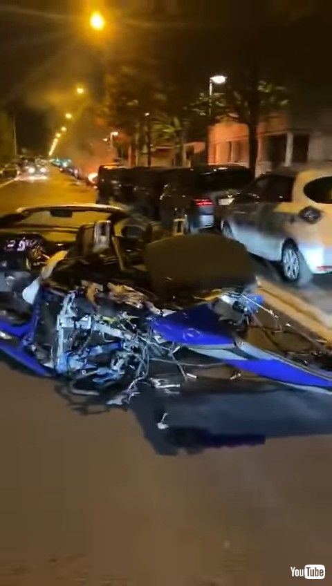 アウディ R8 事故