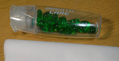 ブレスケア ガラス とんぼ玉