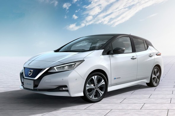 100V コンセント クルマ