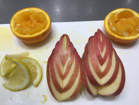 リンゴとレモンとオレンジの飾り切り