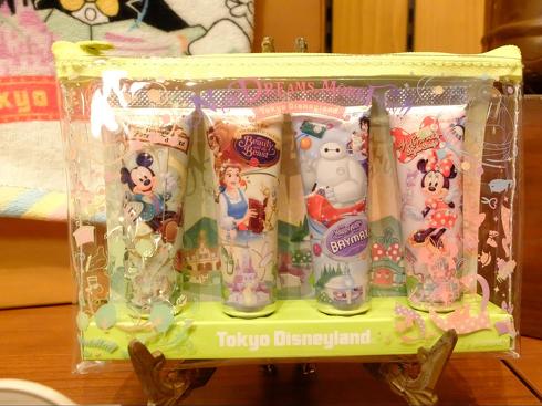 ディズニー新エリアグッズ