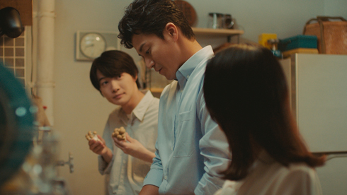 小栗旬 杉咲花 神木隆之介 ほんだし