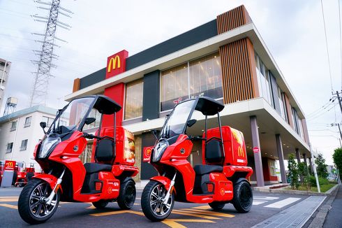マクドナルド EV 宅配 電動3輪バイク
