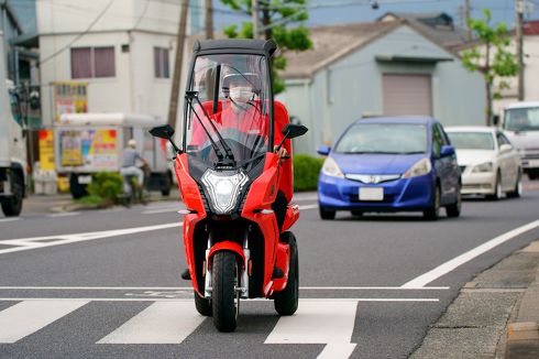 マクドナルド EV 宅配 電動3輪バイク