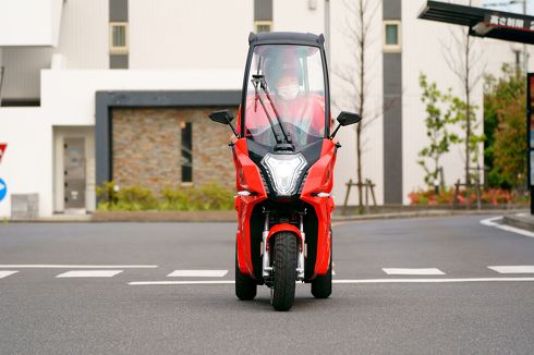 マクドナルド EV 宅配 電動3輪バイク