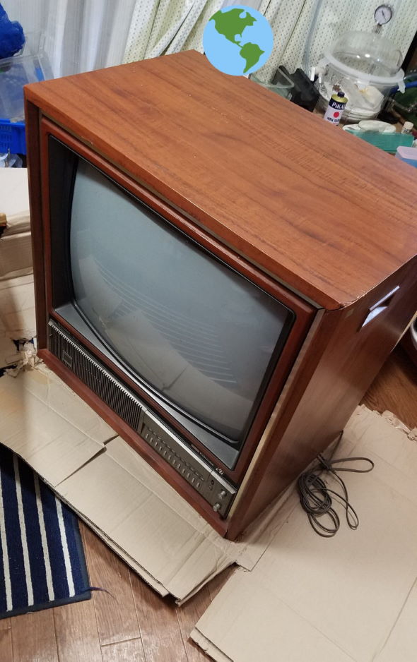 ブラウン管 水槽 生放送 伊勢海老 アワビ