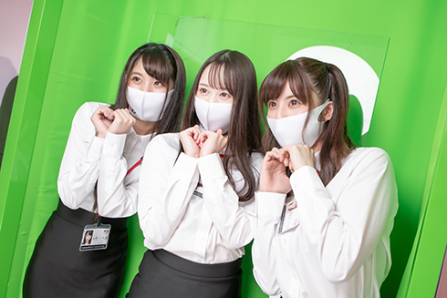 SODLAND SOD 女子社員酒場 セクシー女優