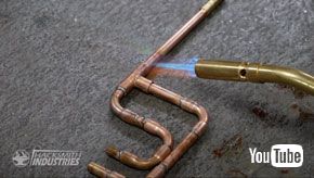 海外 YouTuber 制作 ライトセーバー 再現 the Hacksmith