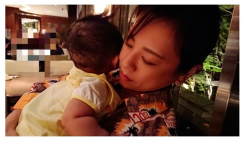 高橋真麻 母乳 卒乳 母乳神話 娘