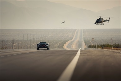 ネバダ州ラスベガス郊外にある州道160号線を閉鎖して実施